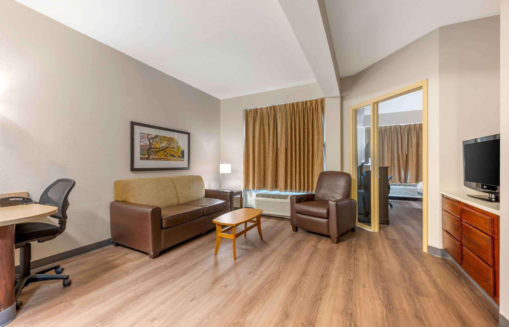 Extended Stay America Suites - Indianapolis - Airport - W Southern Ave Eksteriør billede