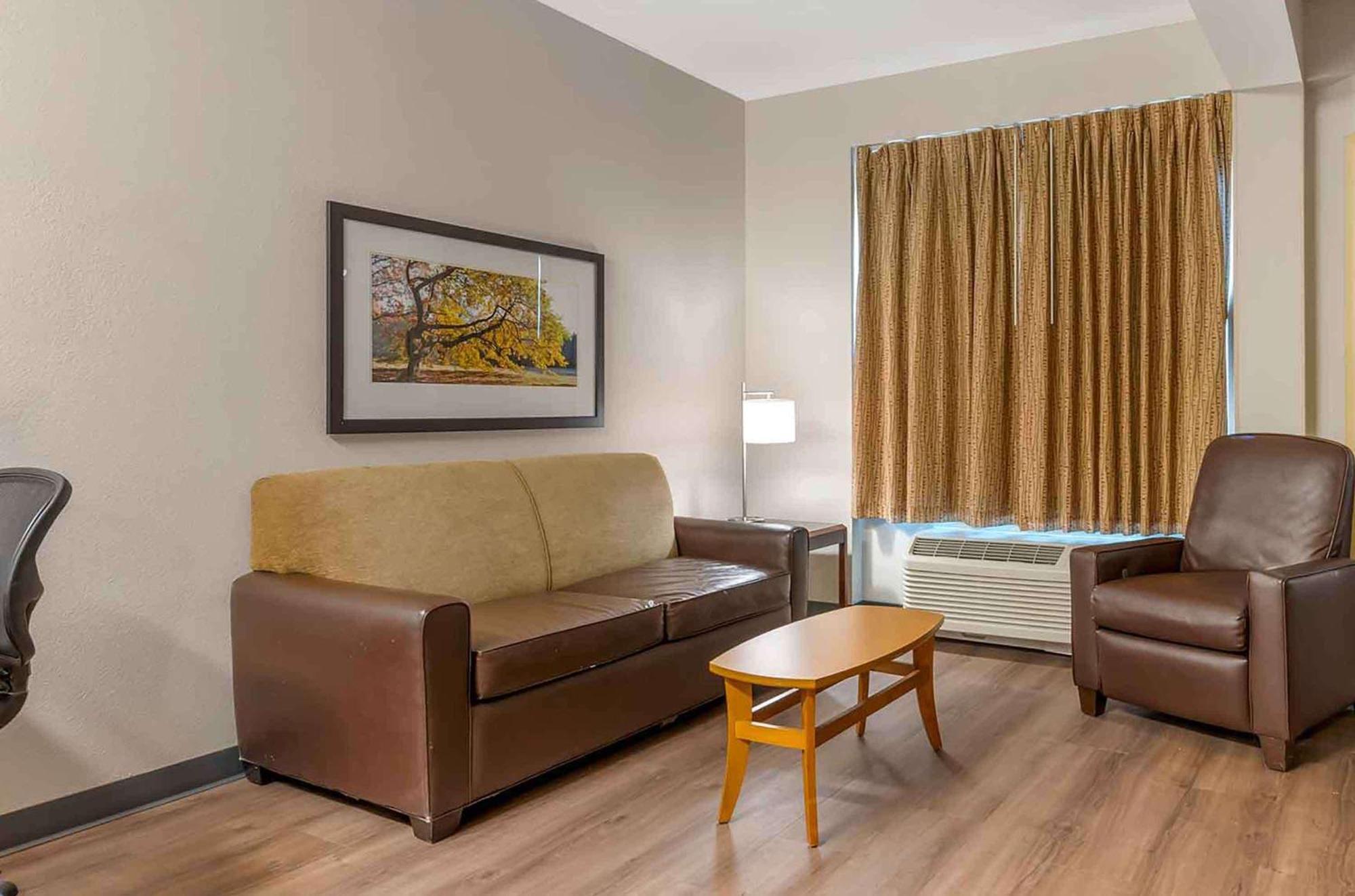 Extended Stay America Suites - Indianapolis - Airport - W Southern Ave Eksteriør billede