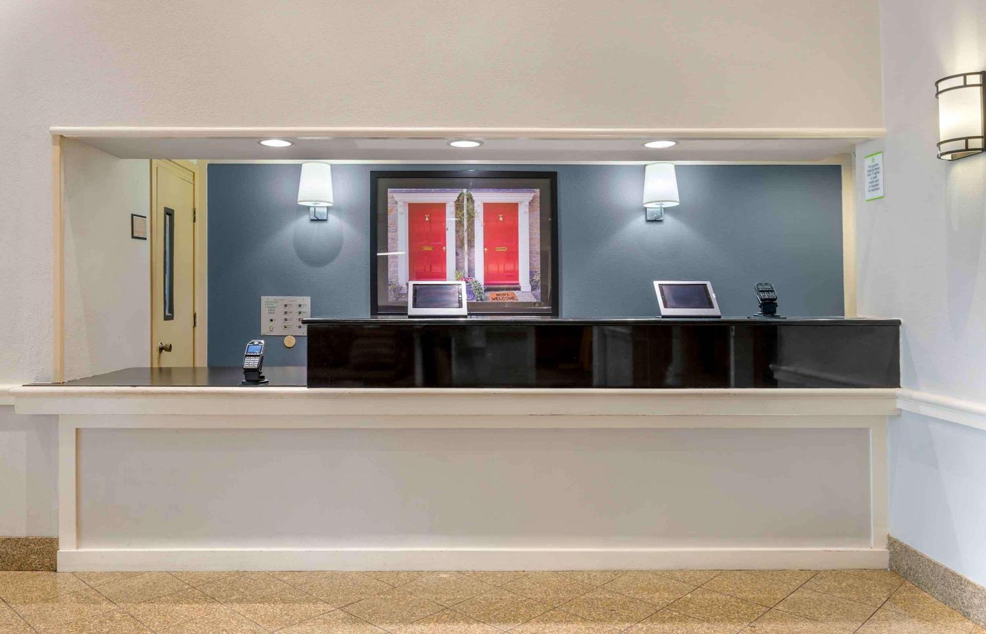 Extended Stay America Suites - Indianapolis - Airport - W Southern Ave Eksteriør billede